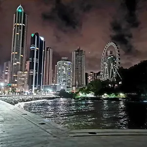 Na Av Atlantica Com Ar Condicionado Balneário Camboriú